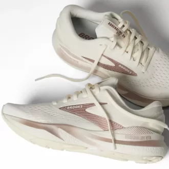 Brooks Adrenaline GTS 24