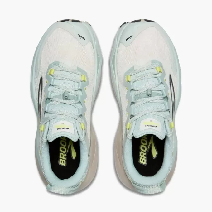 Brooks Caldera 8