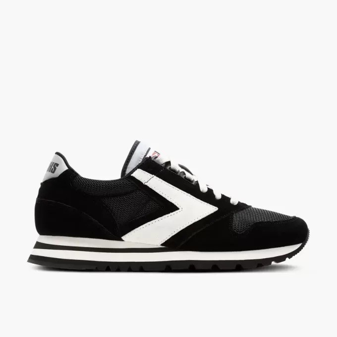 Brooks Chariot