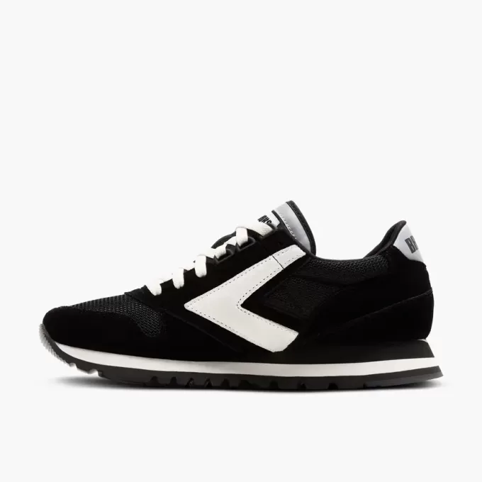 Brooks Chariot