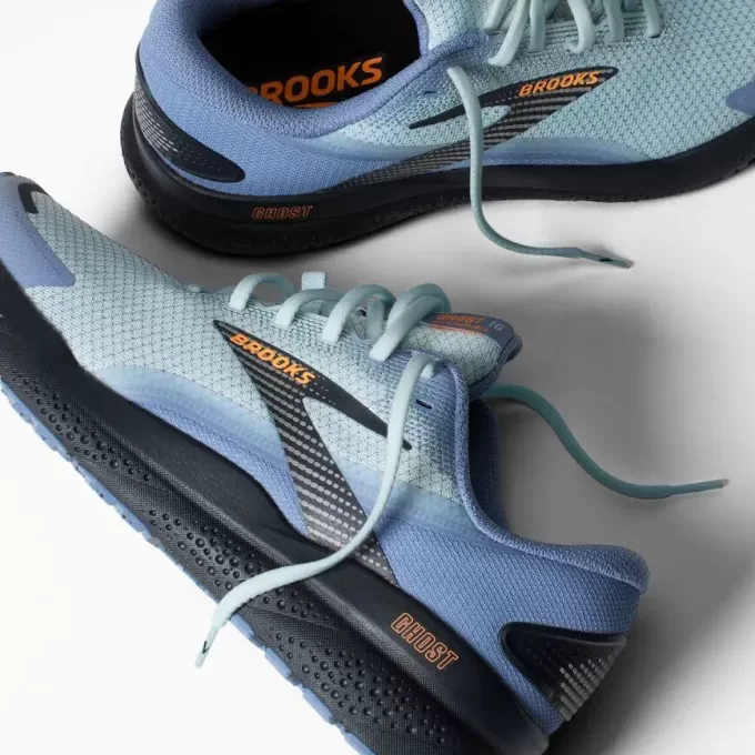 Brooks Ghost 16 Weatherized Brooks Ghost 16 Weatherized