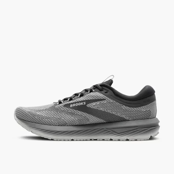 Brooks Revel 7
