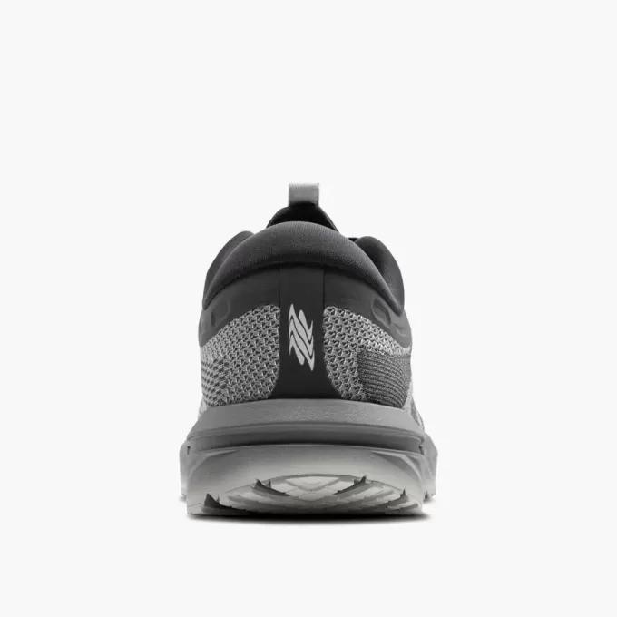 Brooks Revel 7