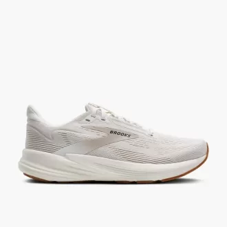 Brooks Revel 8