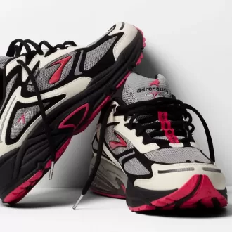 brooks staple x adrenaline gts 4 2 1 330x330 - Brooks STAPLE x Adrenaline GTS 4